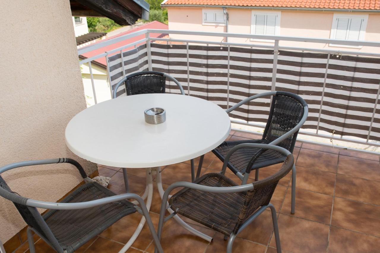 Apartment Dalmatien Raslina Ngoại thất bức ảnh