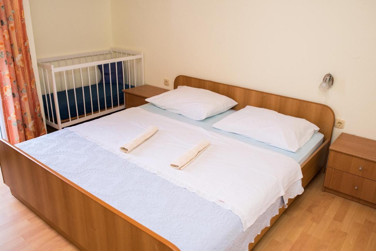 Apartment Dalmatien Raslina Ngoại thất bức ảnh
