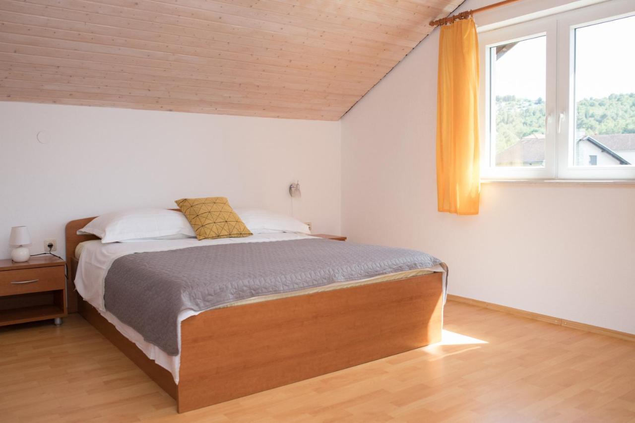 Apartment Dalmatien Raslina Ngoại thất bức ảnh