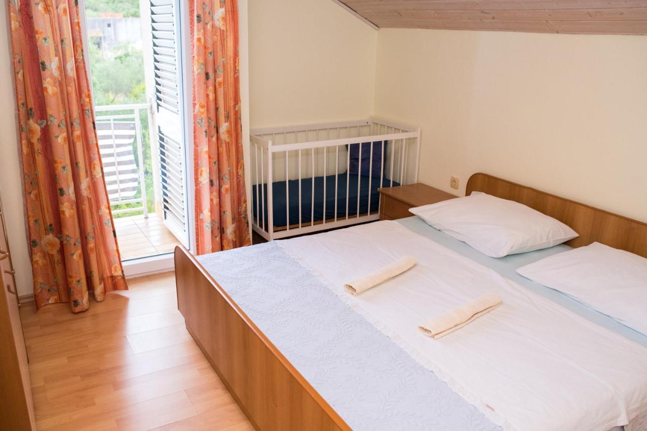 Apartment Dalmatien Raslina Ngoại thất bức ảnh