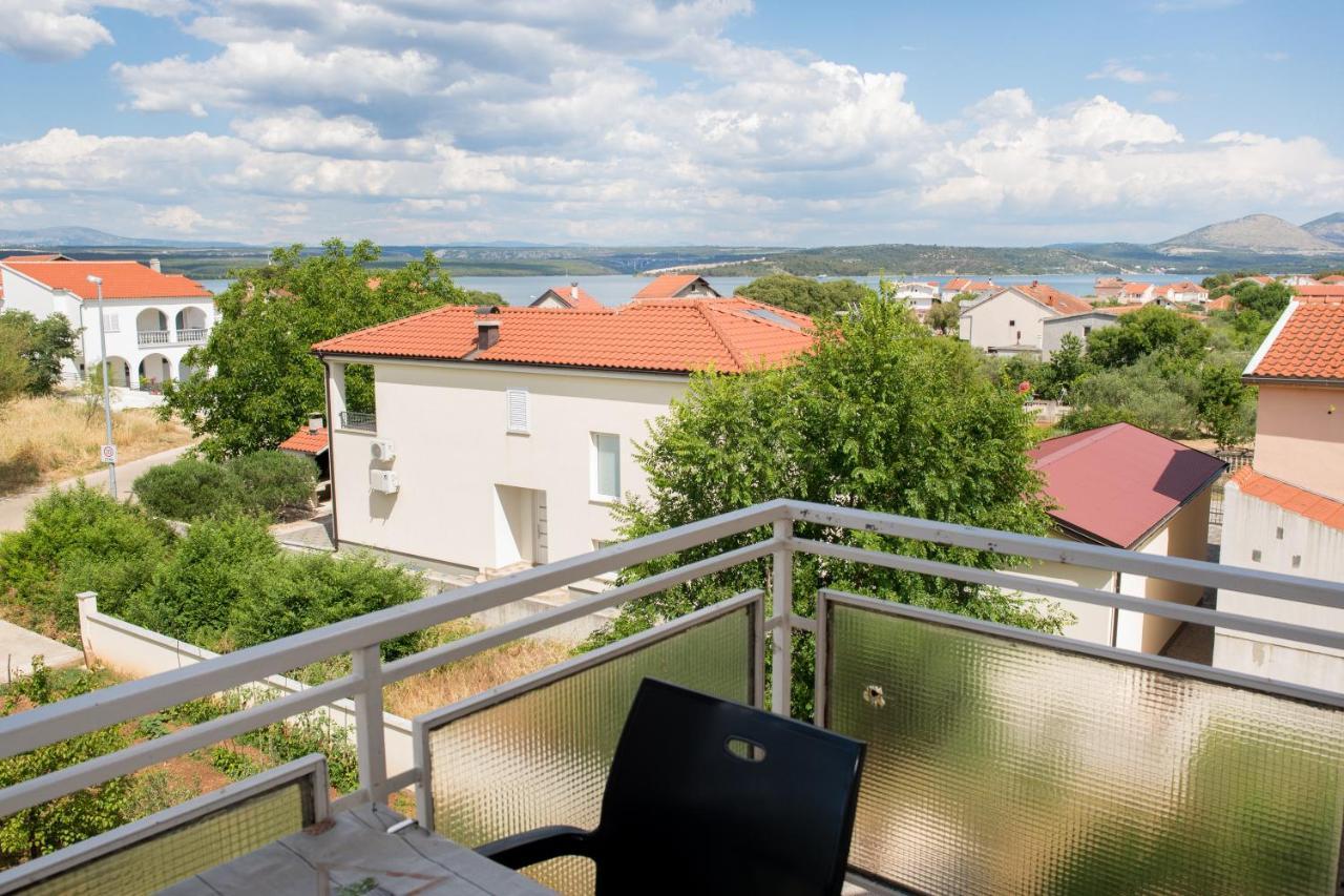 Apartment Dalmatien Raslina Ngoại thất bức ảnh