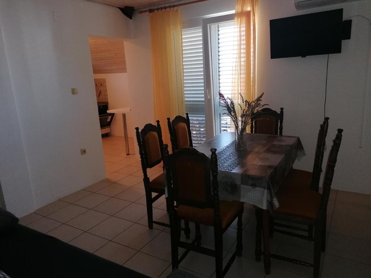 Apartment Dalmatien Raslina Ngoại thất bức ảnh
