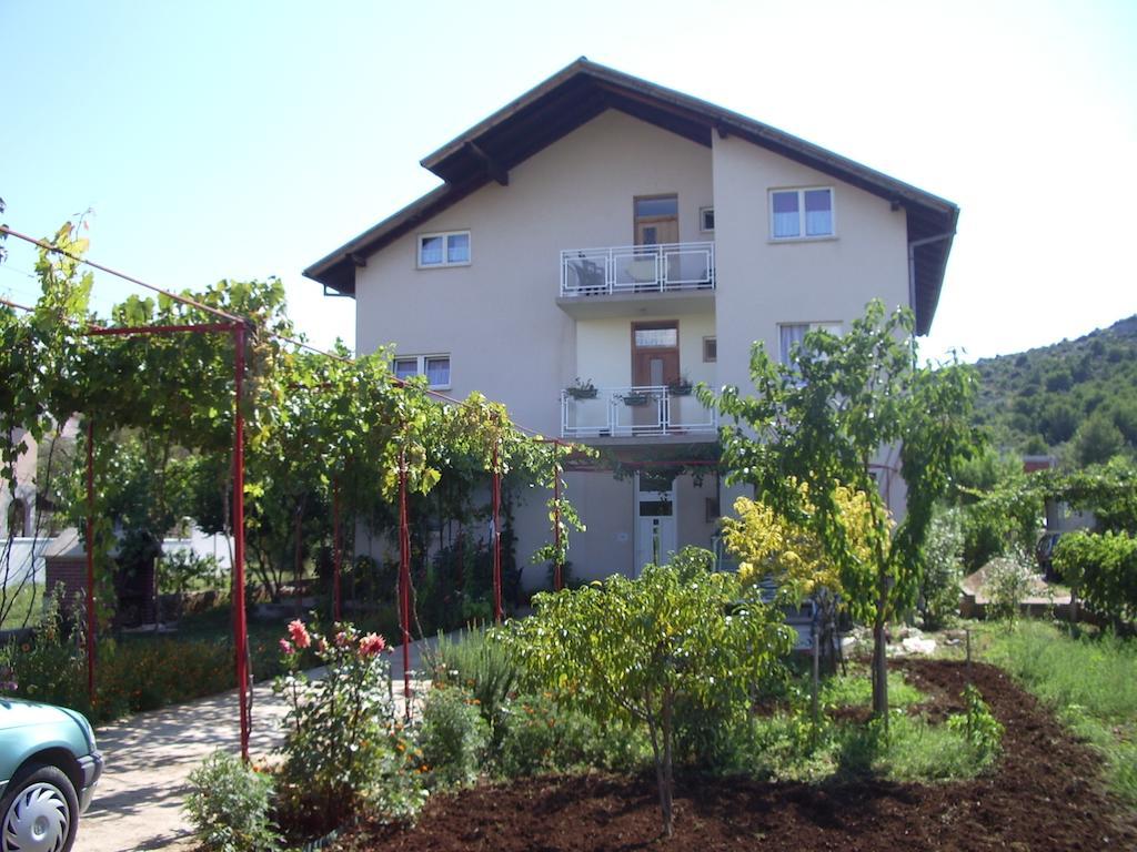 Apartment Dalmatien Raslina Ngoại thất bức ảnh